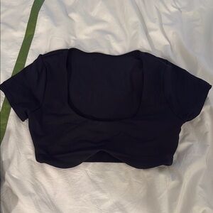 Alo short sleeve bra top